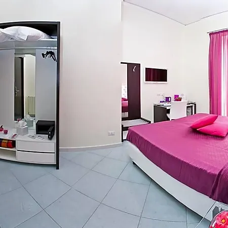 Flats Hotel